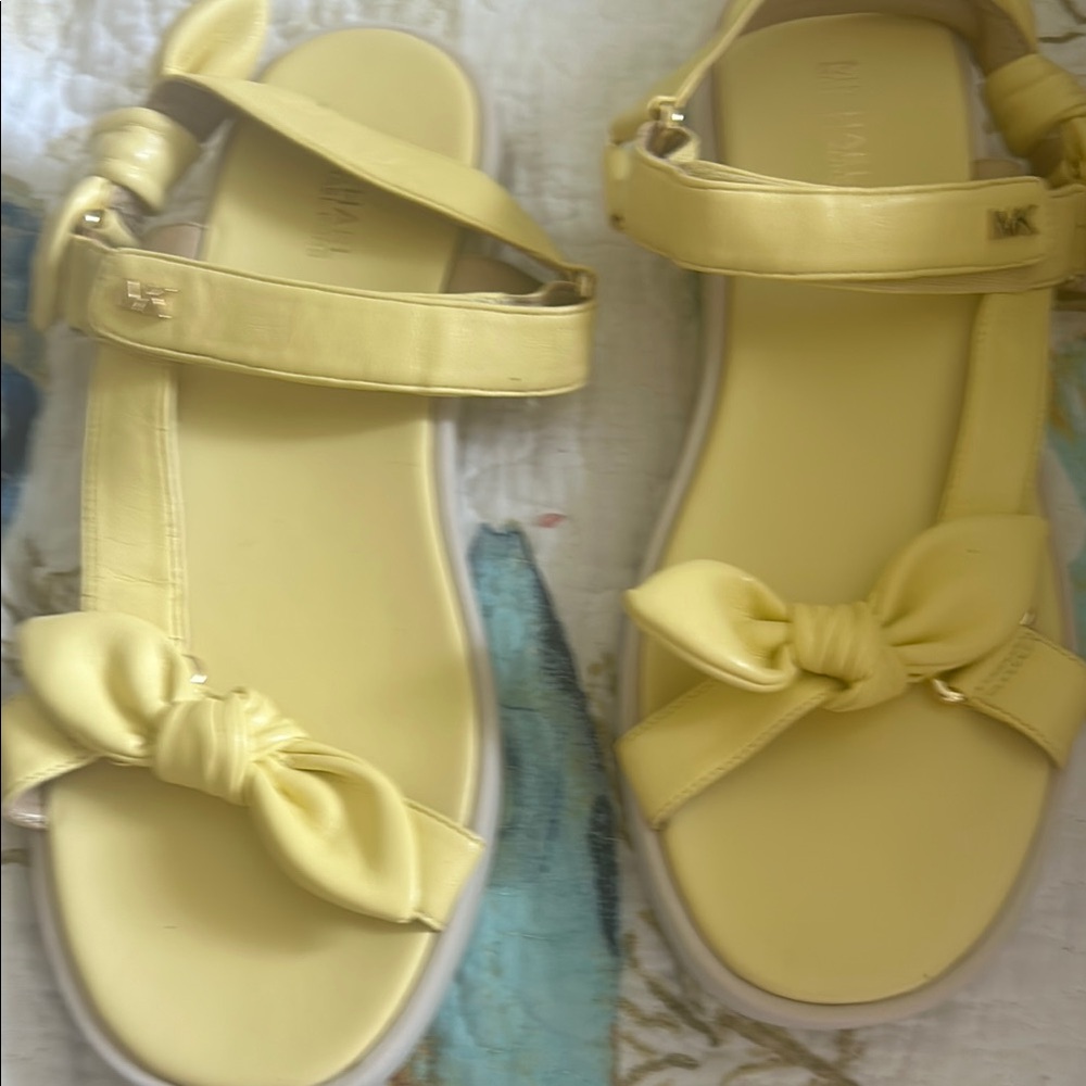 MICHAEL Michael Kors Yellow Sandals with Bow Detail